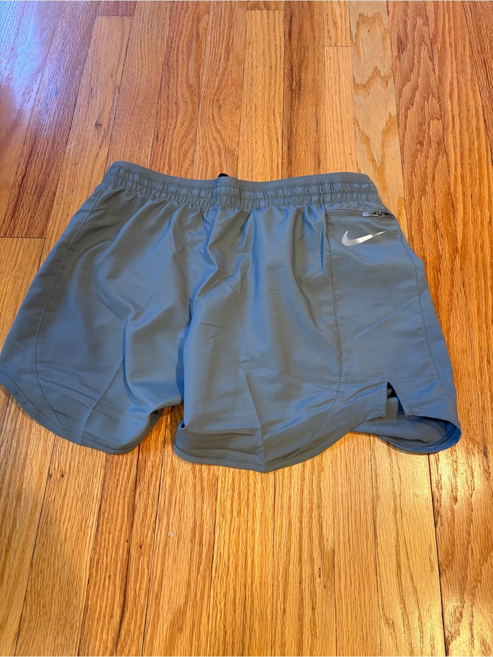 Nike 5” Tempo Luxe Running Shorts Women’s Small  New W Tags CZ9576-084